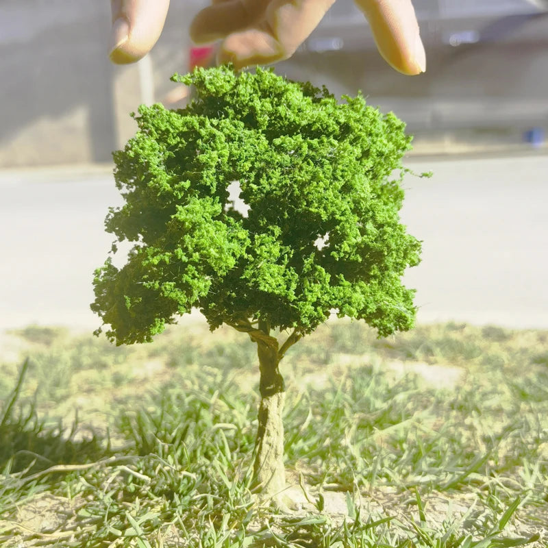 Green Tree Decoration: Perfect for Miniature Landscapes